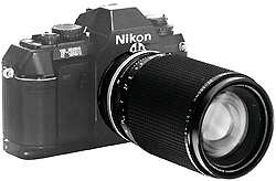 Zoom-Nikkor 35-200/3,5-4,5