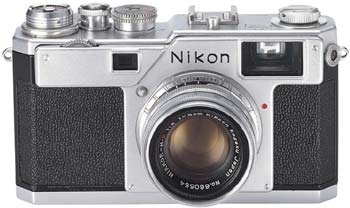 Nikon S4 und Nikkor 50mm/2.0